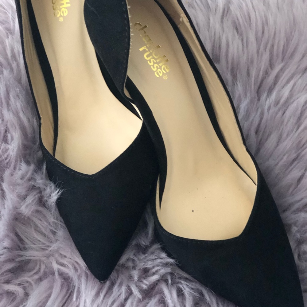 Black pointy heels✨
